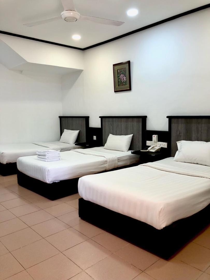 Intan Beach Resort Kuala Terengganu Ngoại thất bức ảnh